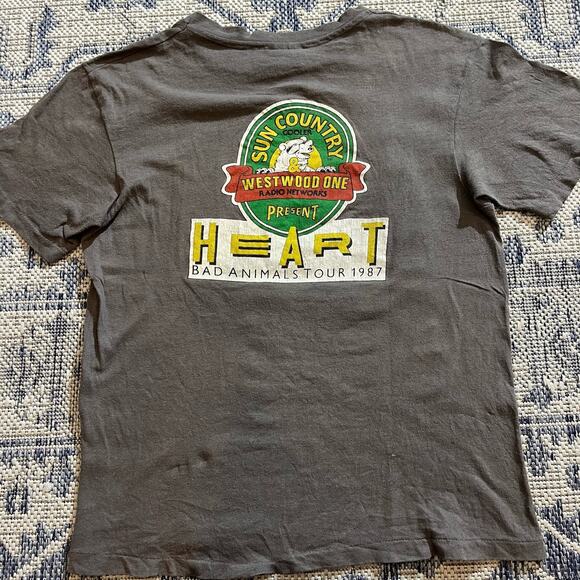 VTG 80's Heart Bad Animals Tour Band Graphic T Shirt Double Sided Faded SZ S - Picture 4 of 7